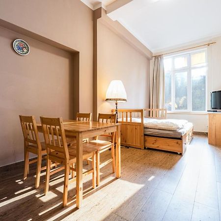 Apartmany Pod Kolonadou Janske Lazne Exterior photo
